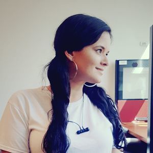 Meet your Posher, Nicole